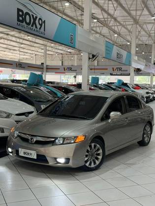 HONDA CIVIC 1.8 LXL 16V FLEX 4P AUTOMÁTICO HONDA CIVIC 1.8 LXL 16V FLEX 4P AUTOMÁTICO